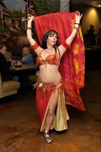 belly-dancing-8234gf.jpg