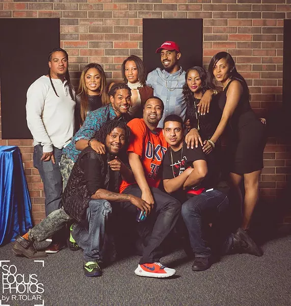 On-The-Scene-cast-photo-1.jpg