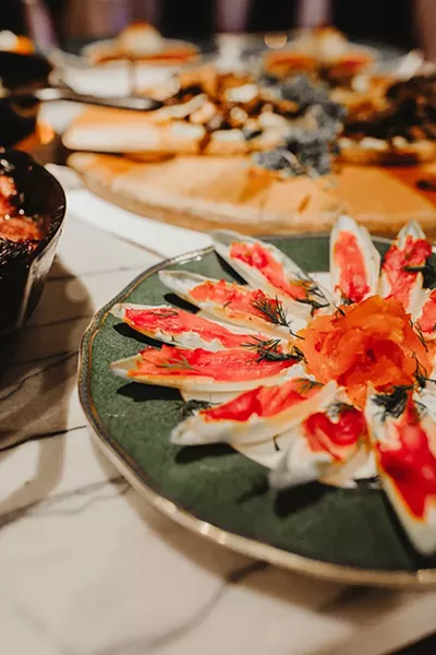 Endive-stuffed chive cheese and beet-smoked salmon - PHOTO ALEXA ACE