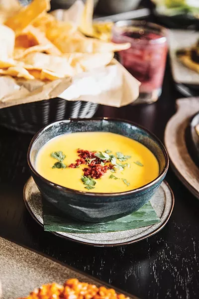 barrios_queso.jpg