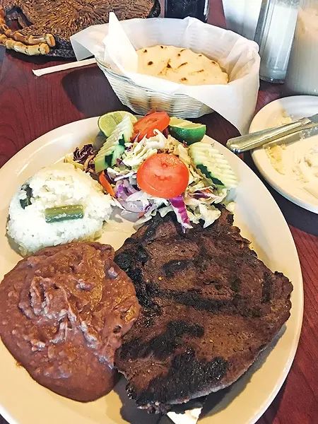 Carne asada plate at El Majahual - JACOB THREADGILL