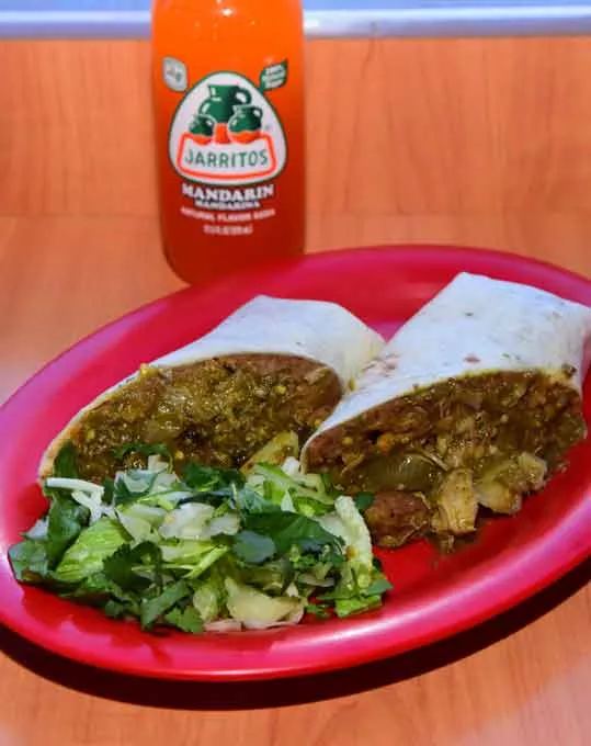 Taqueria-Rafitas-with-Jarritos_3976mh.jpg