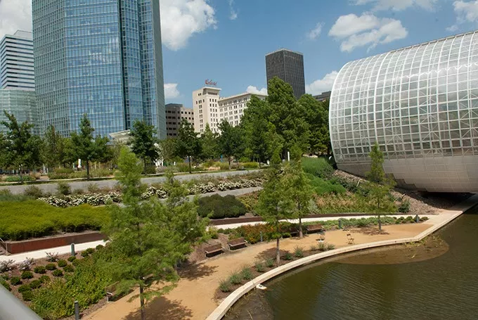Myriad-Gardens-and-cityscape_0136mh.jpg