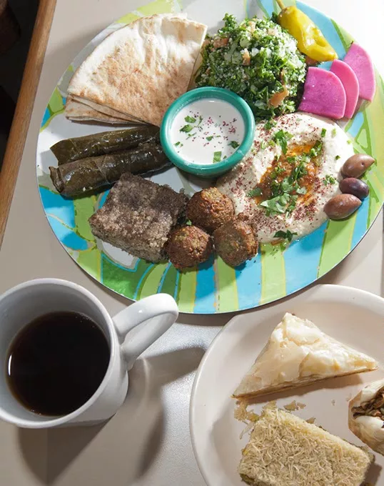Mediterranean-Imports-n-Deli-34mh.jpg