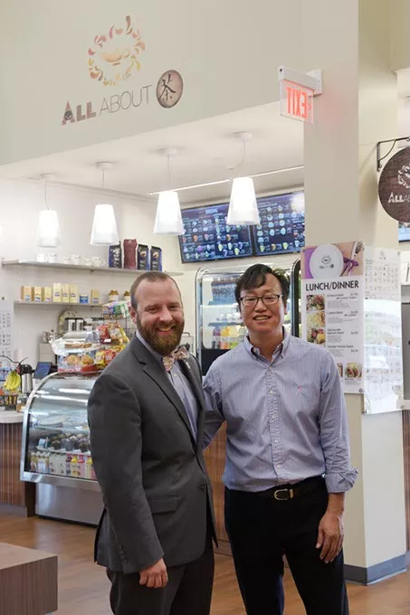 Jefferson Killgore and Chang Yi at All About Cha at the MAPS 3 Senior Health and Wellness Center | Photo Garett Fisbeck