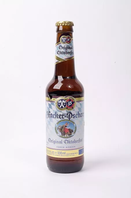 Hacker-Pschort Original Oktoberfest for Fall Brew Review 2017. - GARETT FISBECK