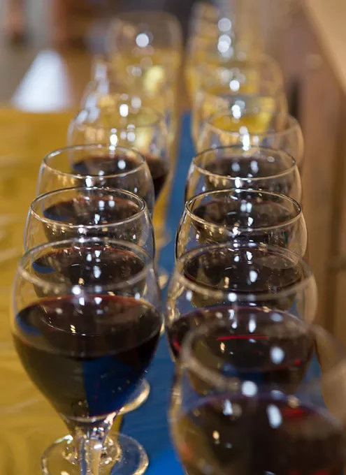 Le-Tour-de-Vin-PHOTO-CREDIT-CE-JONES.jpg