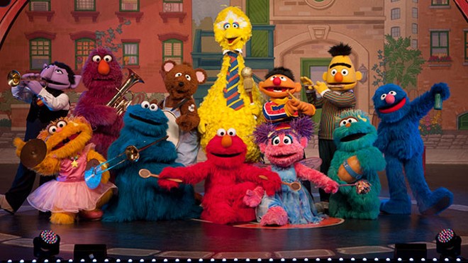 Sesame Street Live: Elmo Makes Music