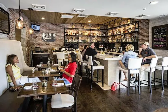 A New Restaurant Is Moving Into The Former Nova E In Ivanhoe Click Image Photo Via Stir Restaurant And Bar Facebook
