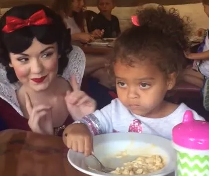 As Disney updates its character dining offerings, Snow ...