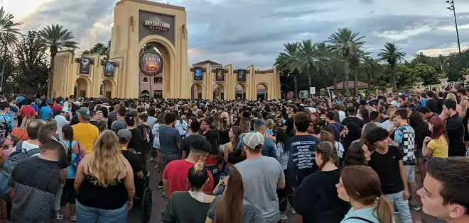 Universal Studios Orlando Attendance Chart