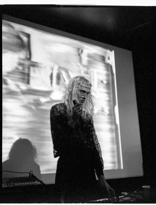 Voice Hoist - PHOTO BY LIV JONSE