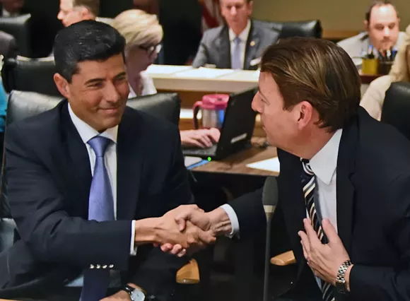 Florida House Speaker José R. Oliva shakes hands with Senate President Bill Galvano - PHOTO VIA FLORIDA HOUSE OF REPRESENTATIVES