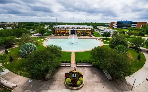 ucf-fb-1000jpg.jpg