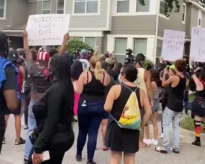 Saturday protesters in Windermere - PHOTO BY NATALIA JARAMILLO
