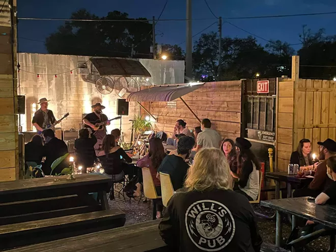 Will's Pub/Dirty Laundry back patio - WILL WALKER