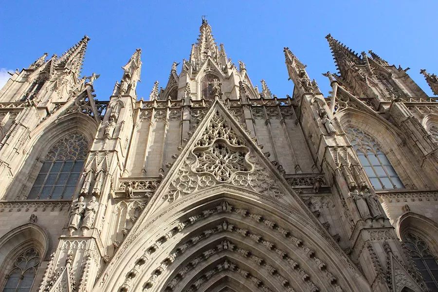 church-994475_1920.jpg