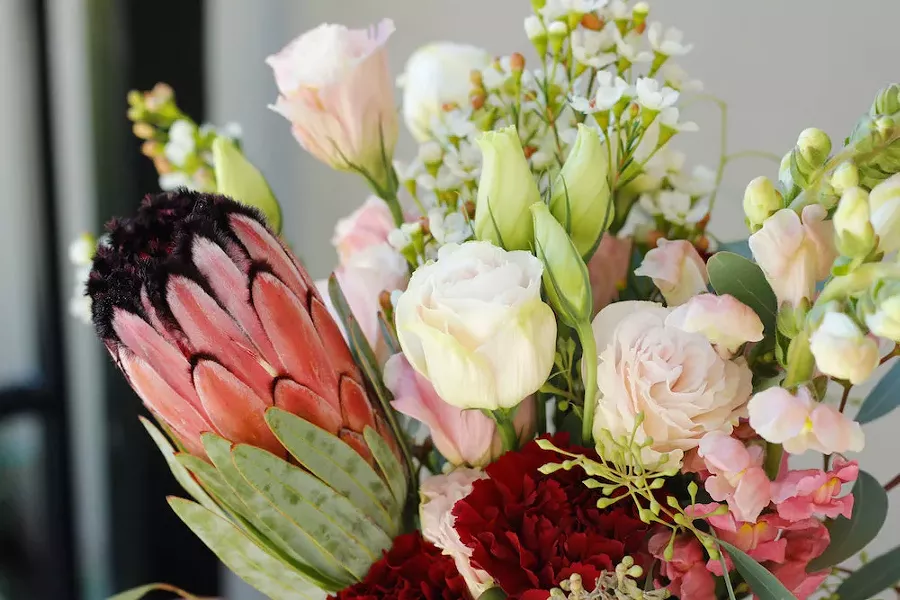 Flowers by Little Wild Bloom - PHOTO BY LINDSEY THOMPSON