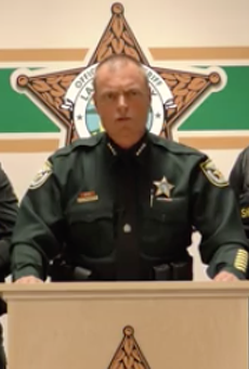 This Florida sheriff looks like a complete idiot