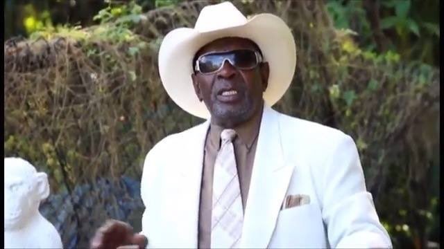 Tampa-born pastor and viral star Bishop Bullwinkle dead at age 70 | Blogs