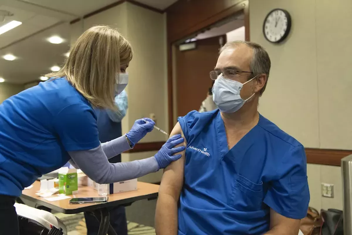 AdventHealth begins COVID-19 vaccinations for frontline