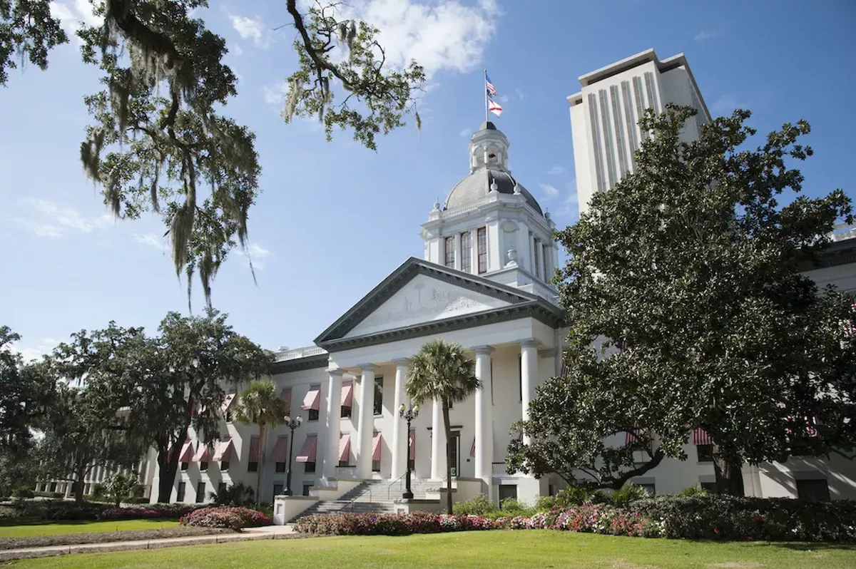 Due to security concerns, Florida Legislature will not approve outdoors meetings - Vimarsana News