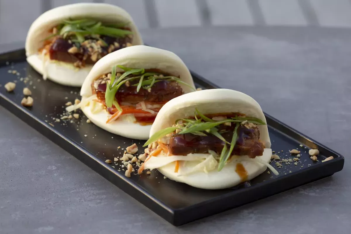 The food fizzles at JW Marriott's new rooftop lounge Illume - Vimarsana News