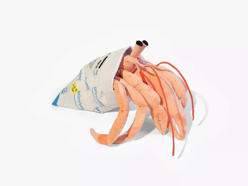 Mimi O Chun, Prime Hermit, 2021; fiberfill, armature wire, cotton cloth, embroidery floss; 18 x 12 x 12 inches. - SCOTTSDALE MUSEUM OF CONTEMPORARY ART