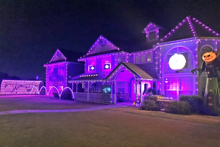 The 20 Best Haunted Houses And Halloween Displays In Phoenix In 2021