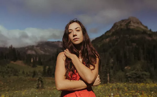 Phoenix Singer-Songwriter Danielle Durack Wants to Go to the Moon