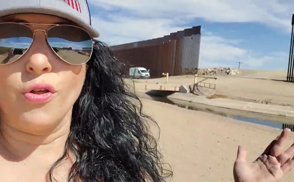 AZ Patriots Are Back To Harassing Migrants At The Border. No One Is Stopping Them.