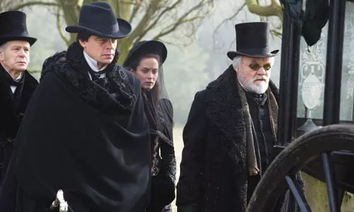 Goth night: Lawrence Talbot (Benicio del Toro), Gwen (Emily Blunt) and John Talbot (Anthony Hopkins)
