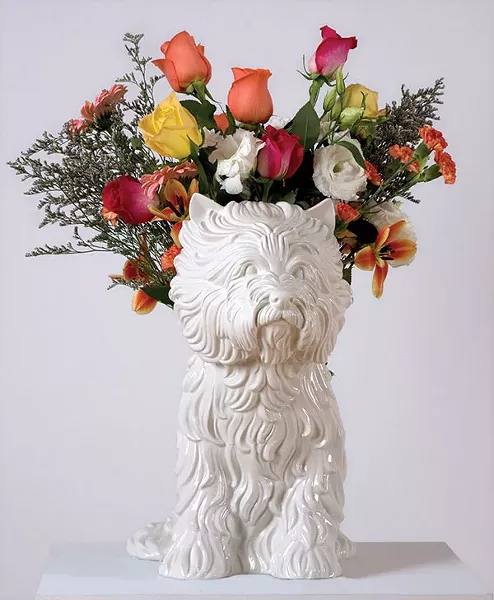 Jeff Koons' "Puppy" (1998).