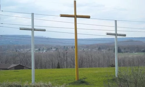 20cov_coffindaffer_crosses.jpg