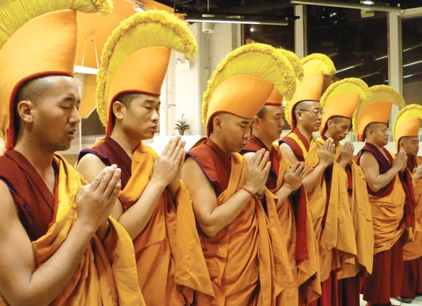 sl_monks_06.jpg