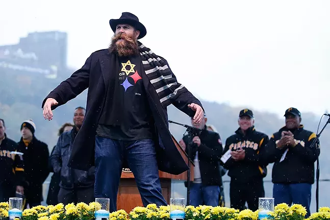 Local leaders, celebrities and Pittsburghers converge to rally for Tree of Life victims