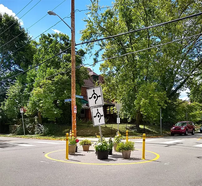 A traffic-circle in Highland Park meant to slow drivers down and make the street safer for bikers and pedestrians - CP PHOTO: ABBIE ADAMS