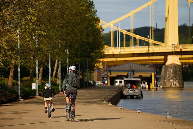 Why Pittsburgh is above average for non-car transit, and how it might be getting better
