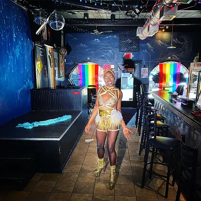 Luna Plexus performing at Blue Moon for Life is Drag, part of Bloomfield Garden Club - PHOTO: RACHEL RAMPLEMAN