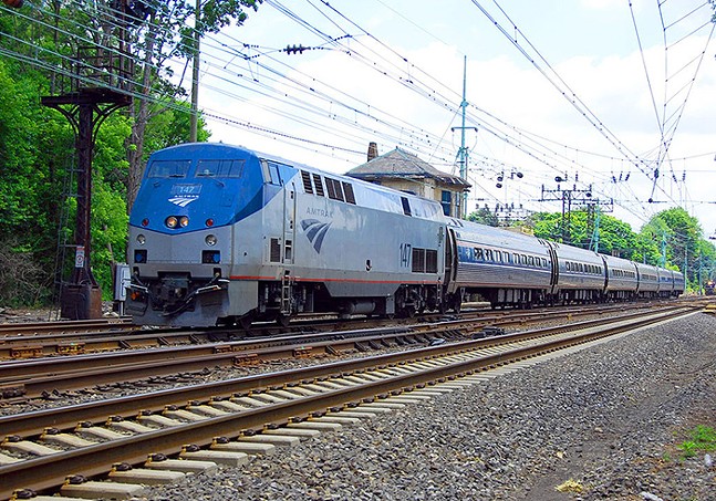 Amtrak train at Bryn Mawr, Pa. traveling westbound towards Pittsburgh - WIKIMEDIA COMMONS PHOTO BY TAM0031