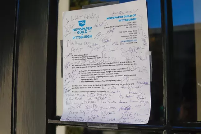 Strikers demonstrate outside Post-Gazette publisher's Shadyside home