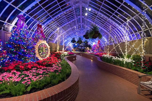 Holiday Magic! brings lights and festive flora to Oakland
