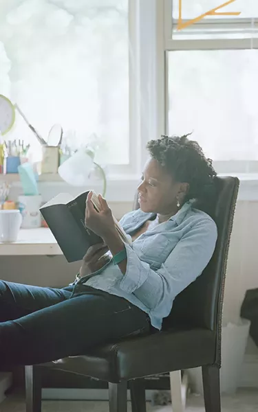 “Calueen reading Gwendolyn Brooks” - IMAGE COURTESY OF THE ARTIST AND MONIQUE MELOCHE GALLERY, CHICAGO