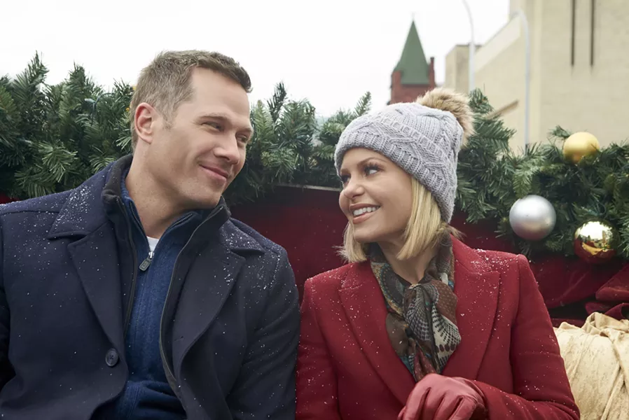 Ah, Christmas ghost-induced love - CROWN MEDIA