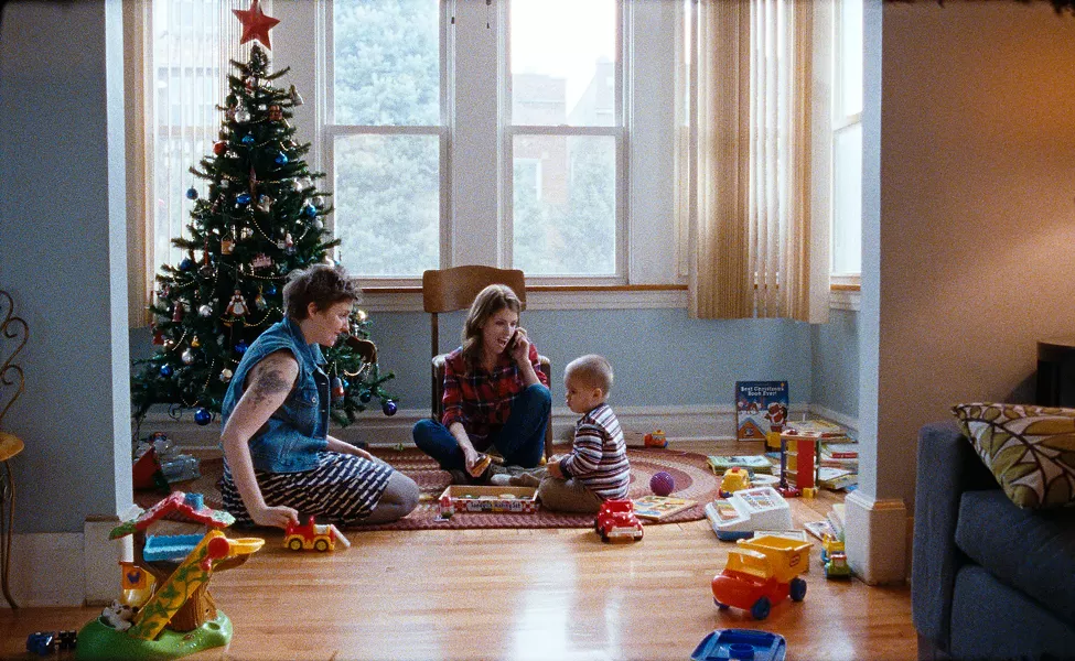 Lena Dunham and Anna Kendrick - MAGNOLIA PICTURES