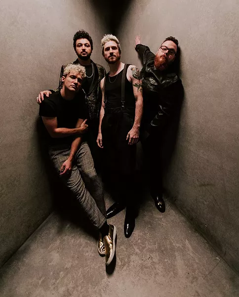 Walk The Moon - PHOTO: ANNA LEE