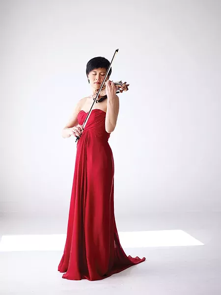 Jennifer Koh at the Pittsburgh Symphony Orchestra, Feb. 27 - PHOTO COURTESY OF JUERGEN FRANK