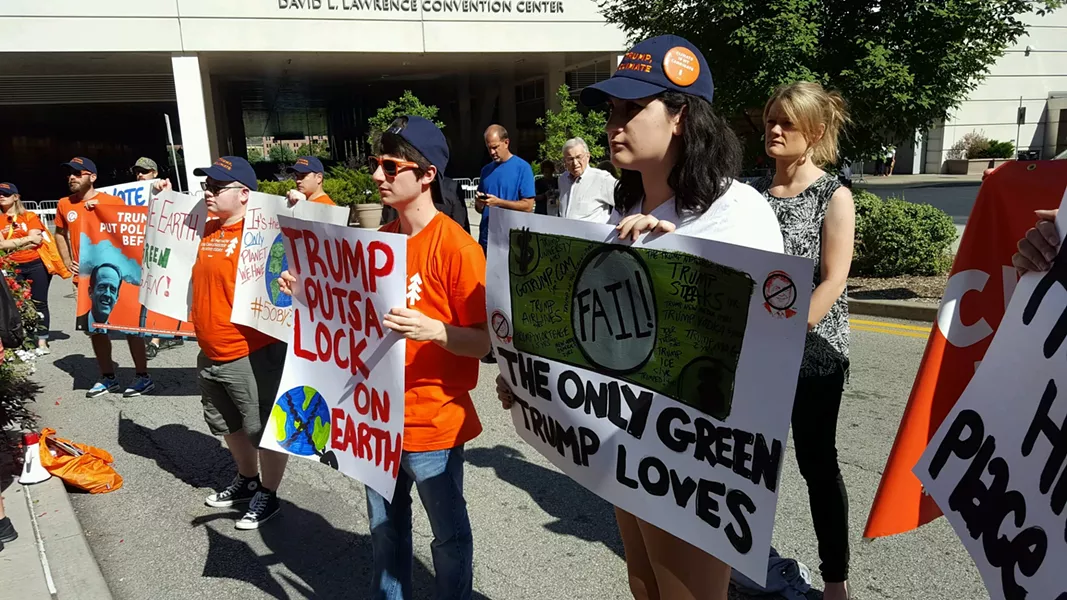 trump_protest.jpg