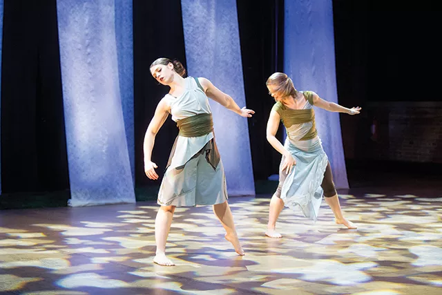 Attack Theatre dancers in 2017's In Defense of Gravity - MARK SIMPSON PHOTOGRAPHY