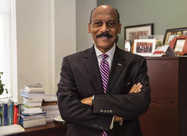 Larry E. Davis - PHOTO BY MARANIE STAAB